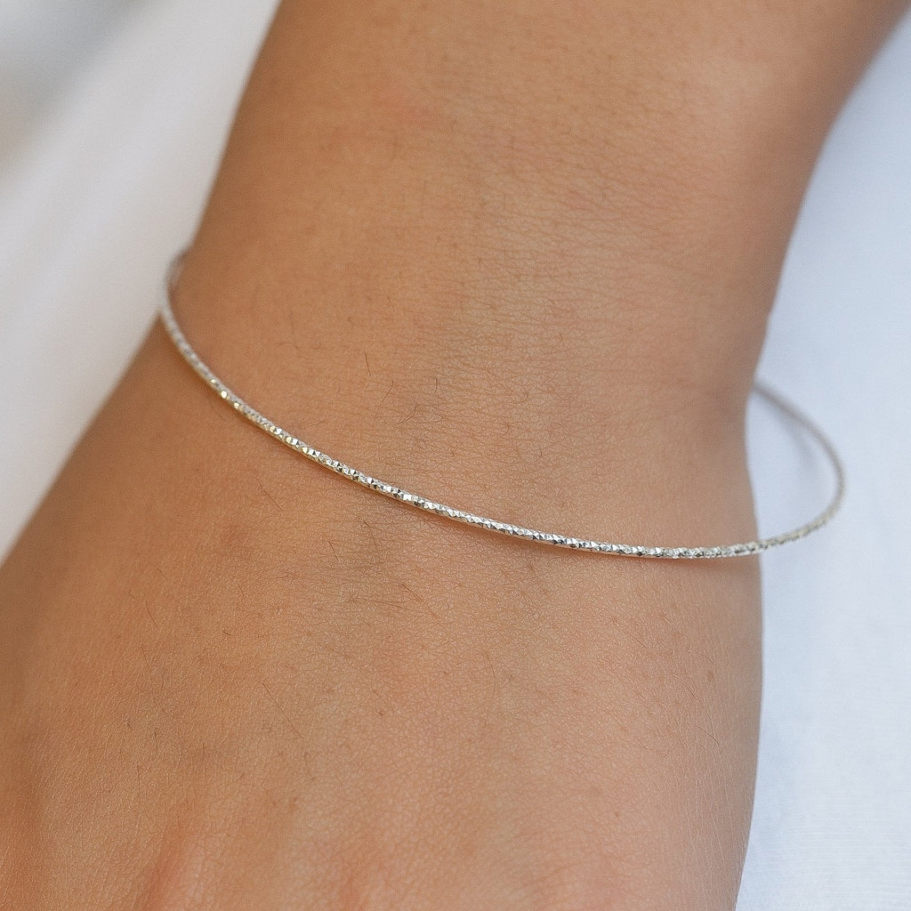 Schmaler Silberarmreif | Shop Nory