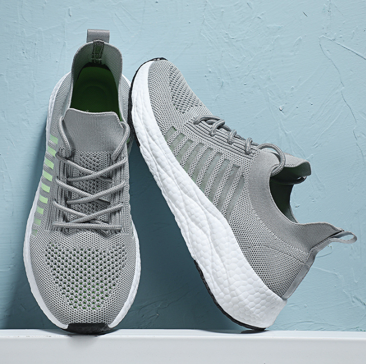 Atmungsaktiver Sportschuh für Herren mit Schaumsohle