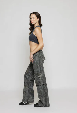 Niedrig taillierte Cargo-Hose Braun Camo