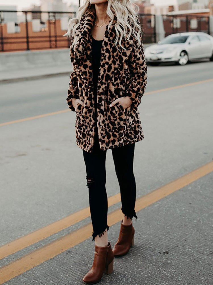 Leopard Wintermantel