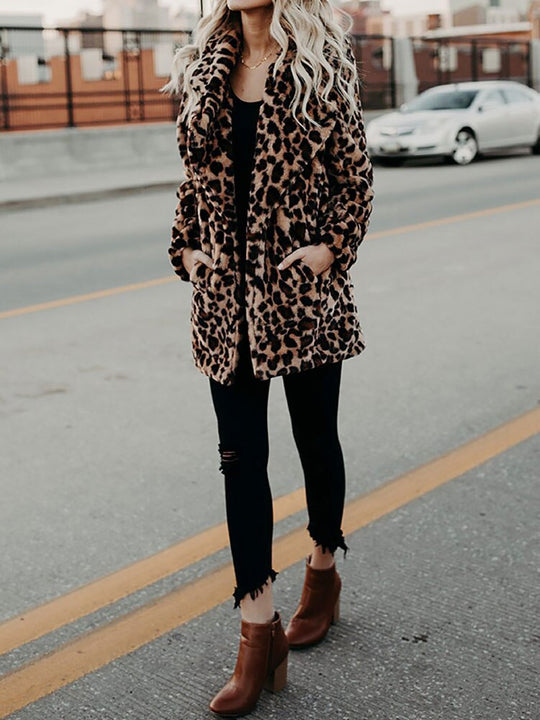 Leopard Wintermantel