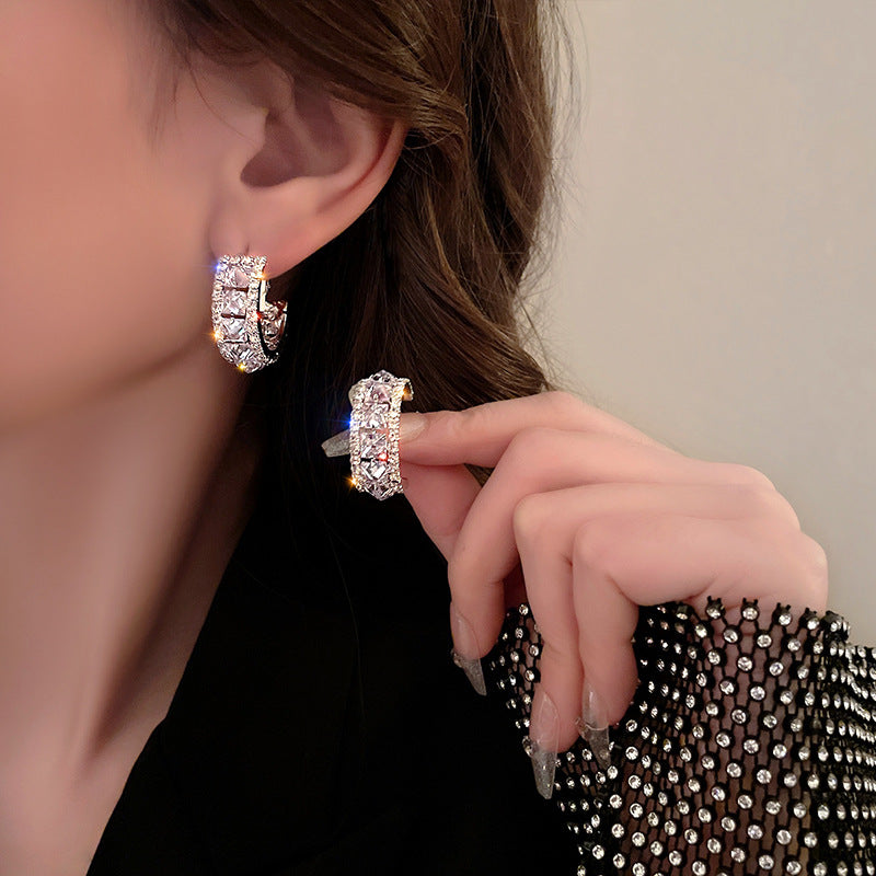 Damen Strass C-förmige Creolen Funkelnde Partyohrclips | Shop Nory