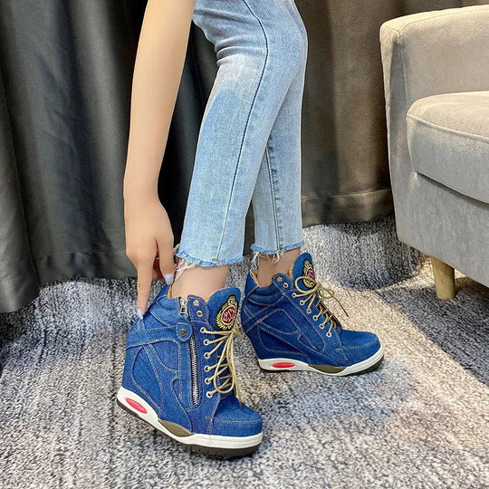 Keine Eile Wedges Sneaker