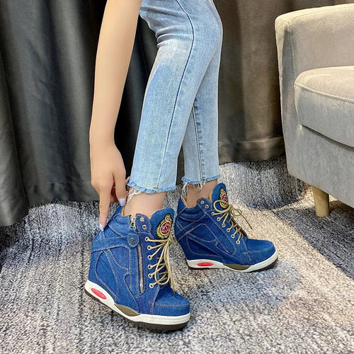 Keine Eile Wedges Sneaker