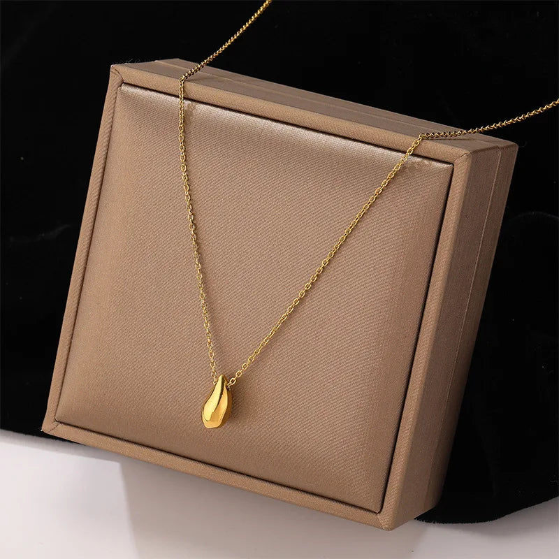 Elegante Titanstahl-Halskette für Frauen | Shop Nory