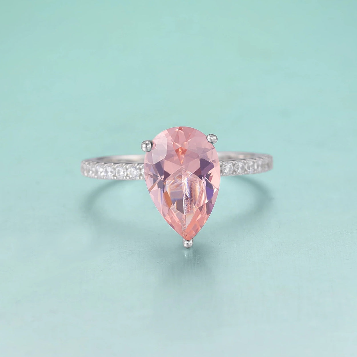 Pfirsich-Morganit-Ring aus Sterlingsilber im Birnenschliff | Shop Nory