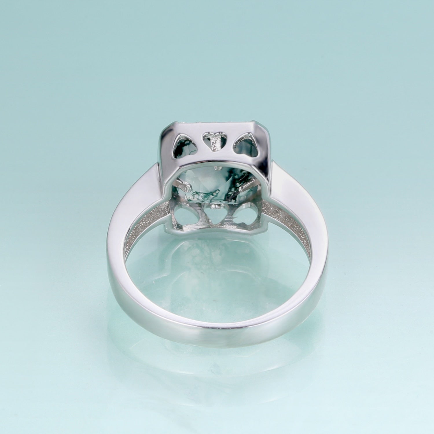 Herrenring aus Moosachat mit quadratischer Halo-Fassung in Silber | Shop Nory