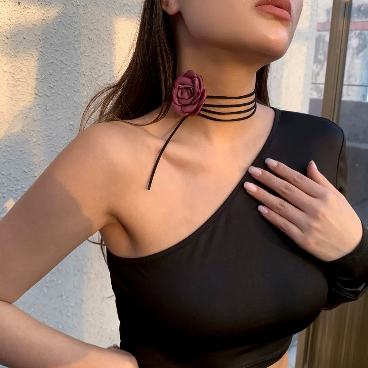 Romantische große Rosen Schlüsselbein Choker Halskette | Shop Nory