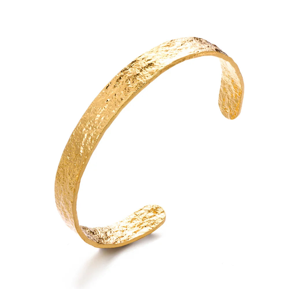 Vintage Floral Armreif – Goldfarbiger Edelstahl-Bangle für Frauen Shop Nory