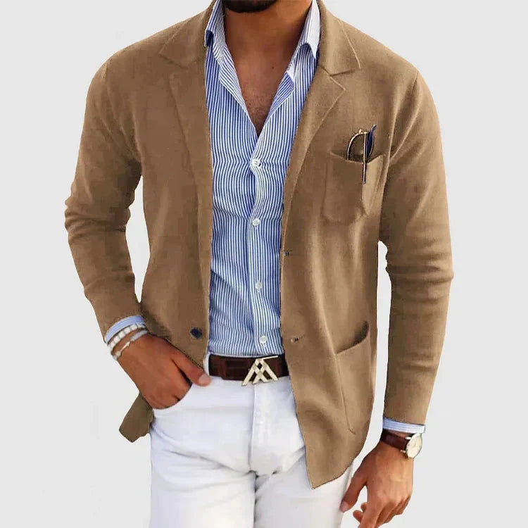 Herrenblazer - elegant und lässig mit Reverskragen und Knöpfen