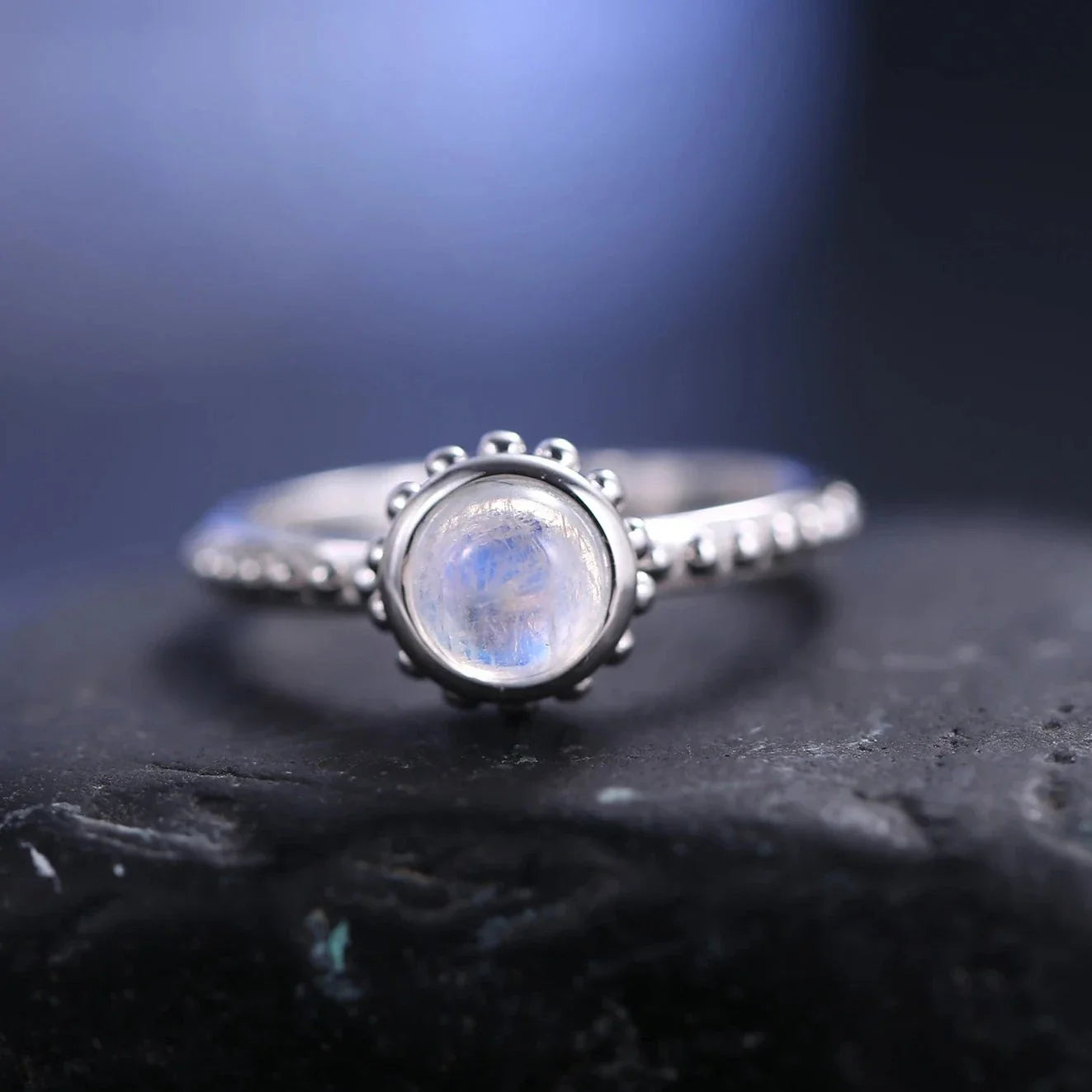 Rohmondsteinring zart und klein | Shop Nory