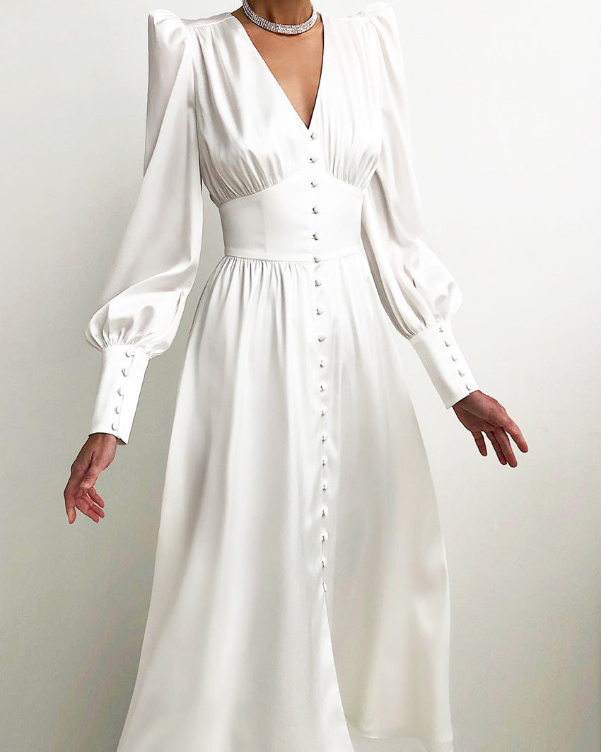 Elegante Satinkleider für Frühling und Sommer