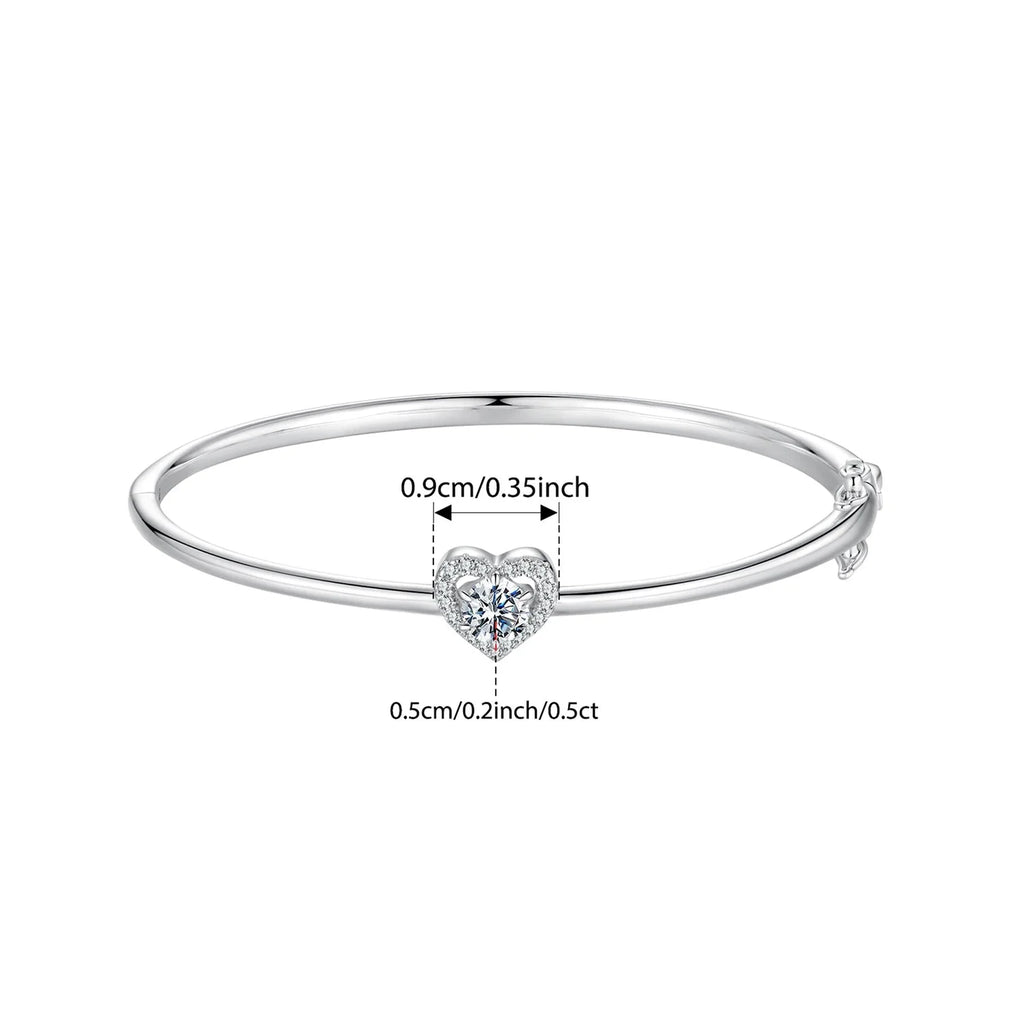 Strahlendes Moissanit-Herzarmband - Erschwinglicher Luxus für Frauen | Shop Nory