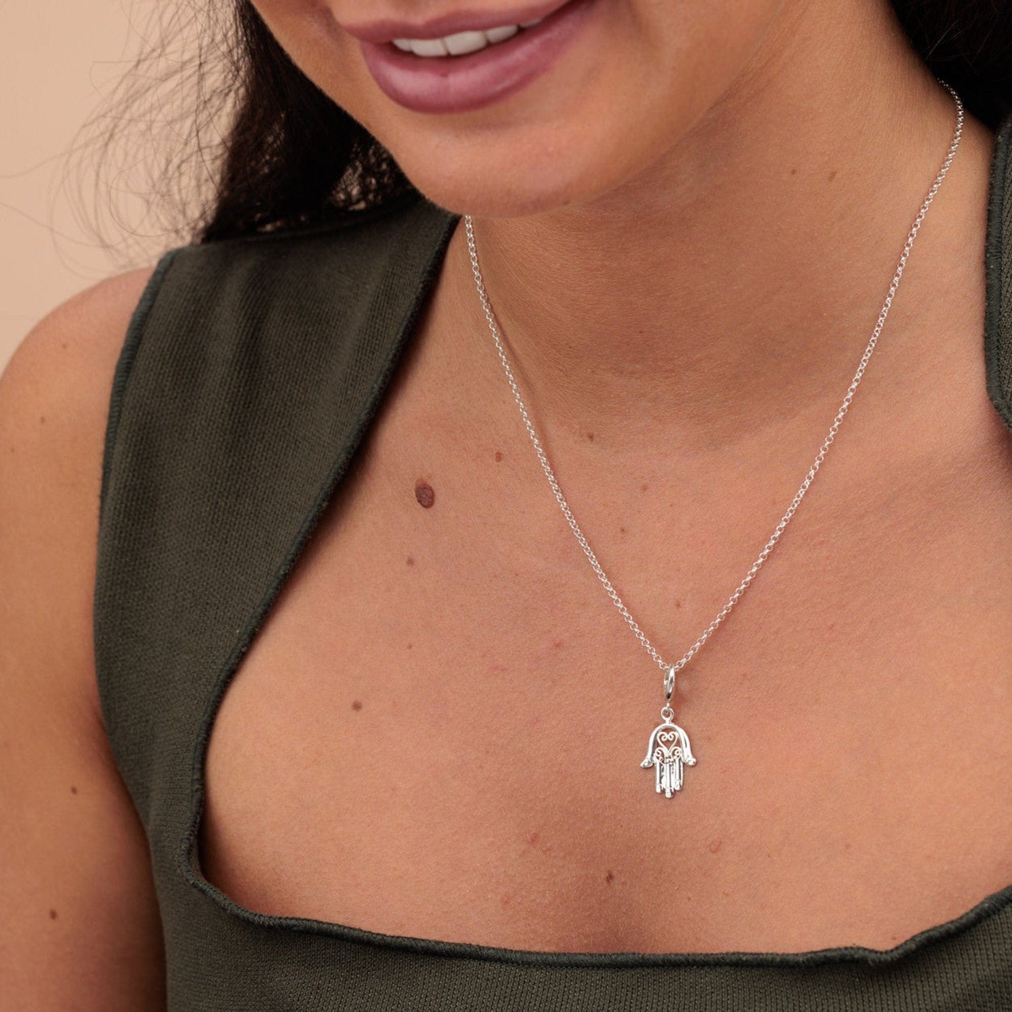 Silber Fatima Hand Charme Halskette | Shop Nory