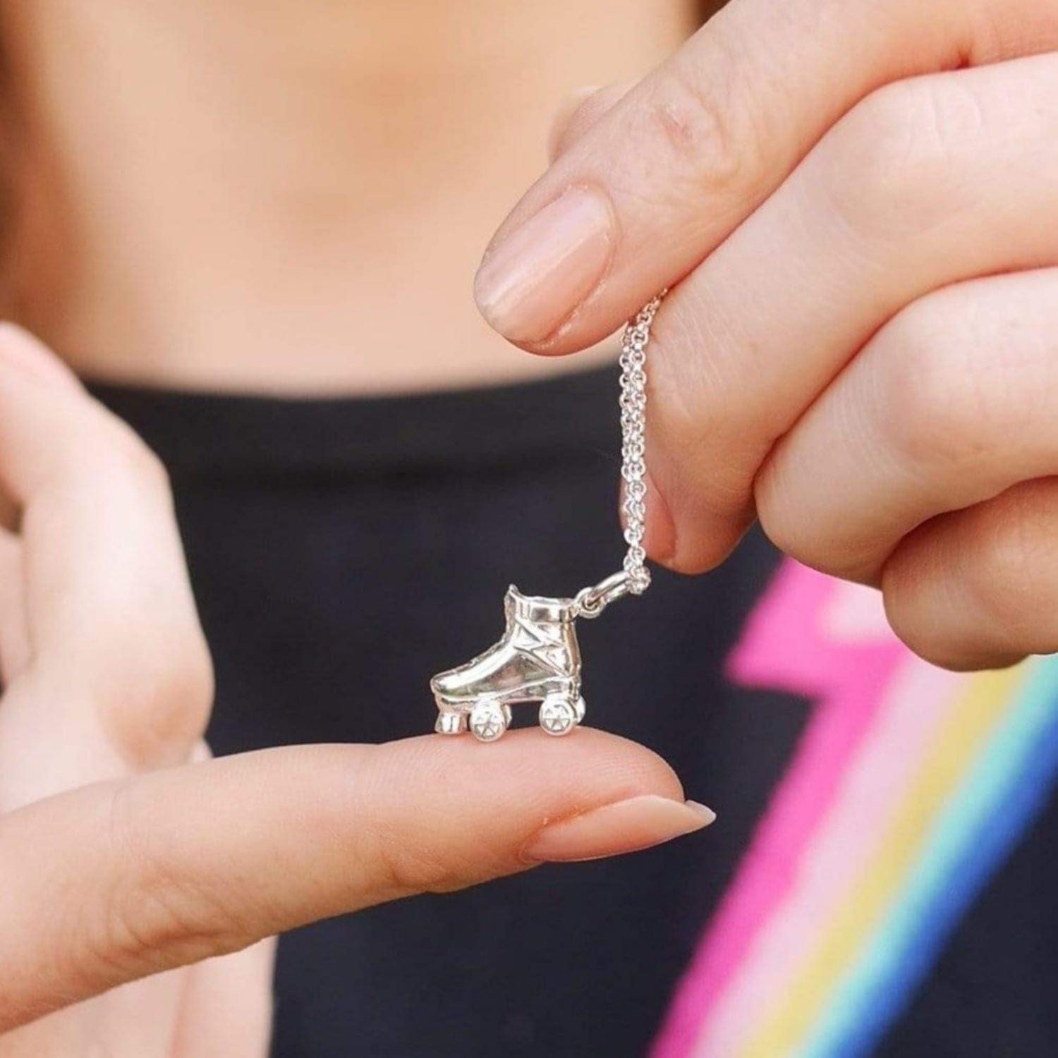 Silber Rollschuh Charm Halskette | Shop Nory