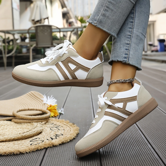 Sneakers | Beige | Schnürsenkel | Lässige Sneakers | Damenschuhe