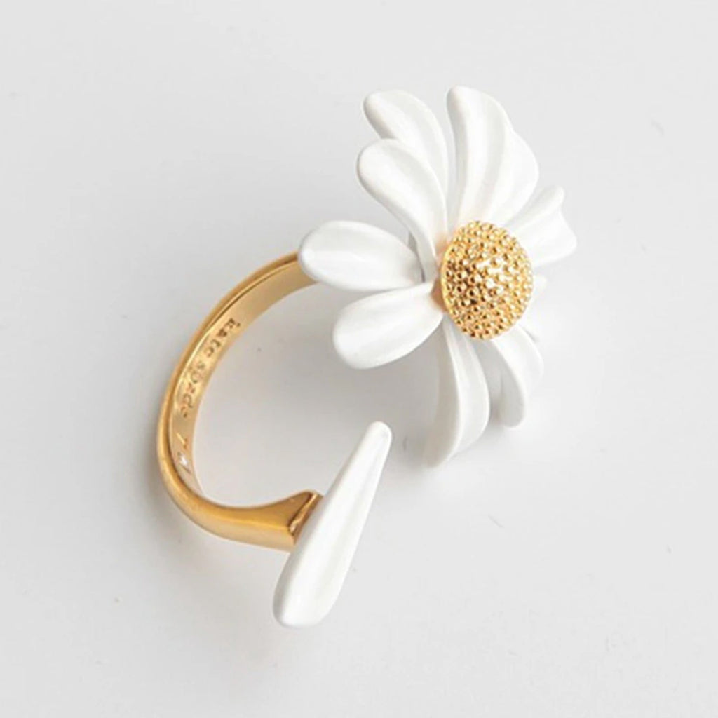 Frühling Weiß Emaille Gänseblümchen Ring | Shop Nory