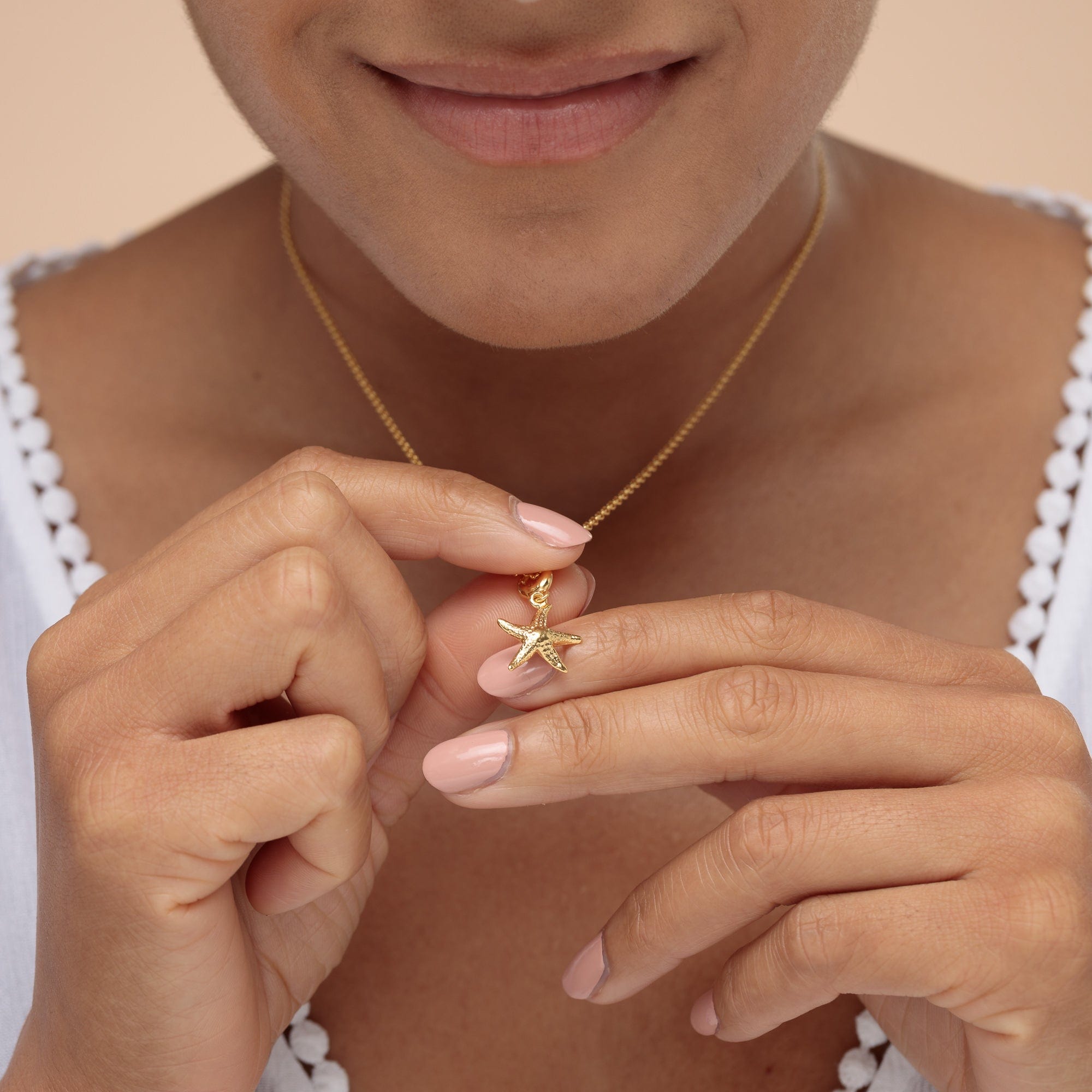 Gold Starfish Charm Halskette | Shop Nory