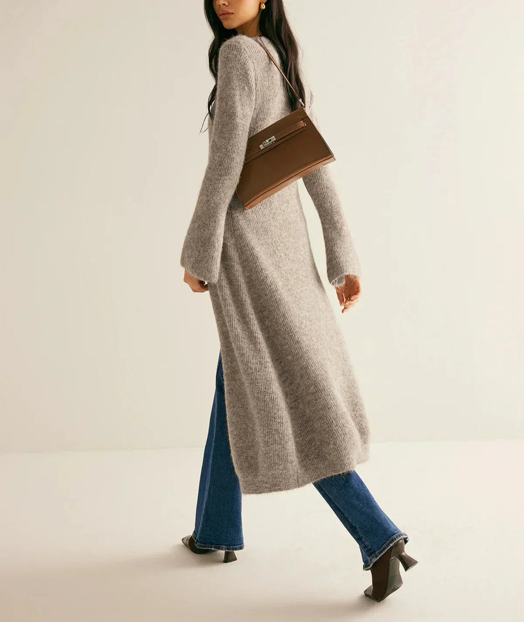 Shopnory | Lange Strickjacke mit Knöpfen V-ausschnitt Elegant und Komfortabel