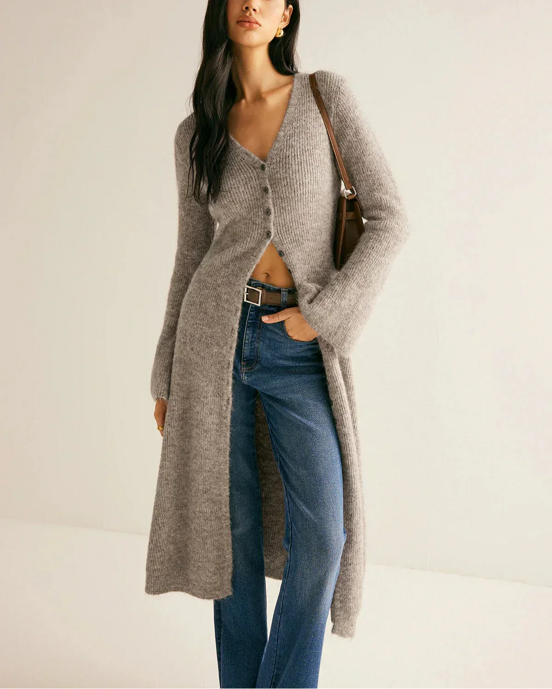 Shopnory | Lange Strickjacke mit Knöpfen V-ausschnitt Elegant und Komfortabel