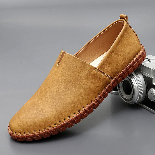 Stichdetail-Lederloafers