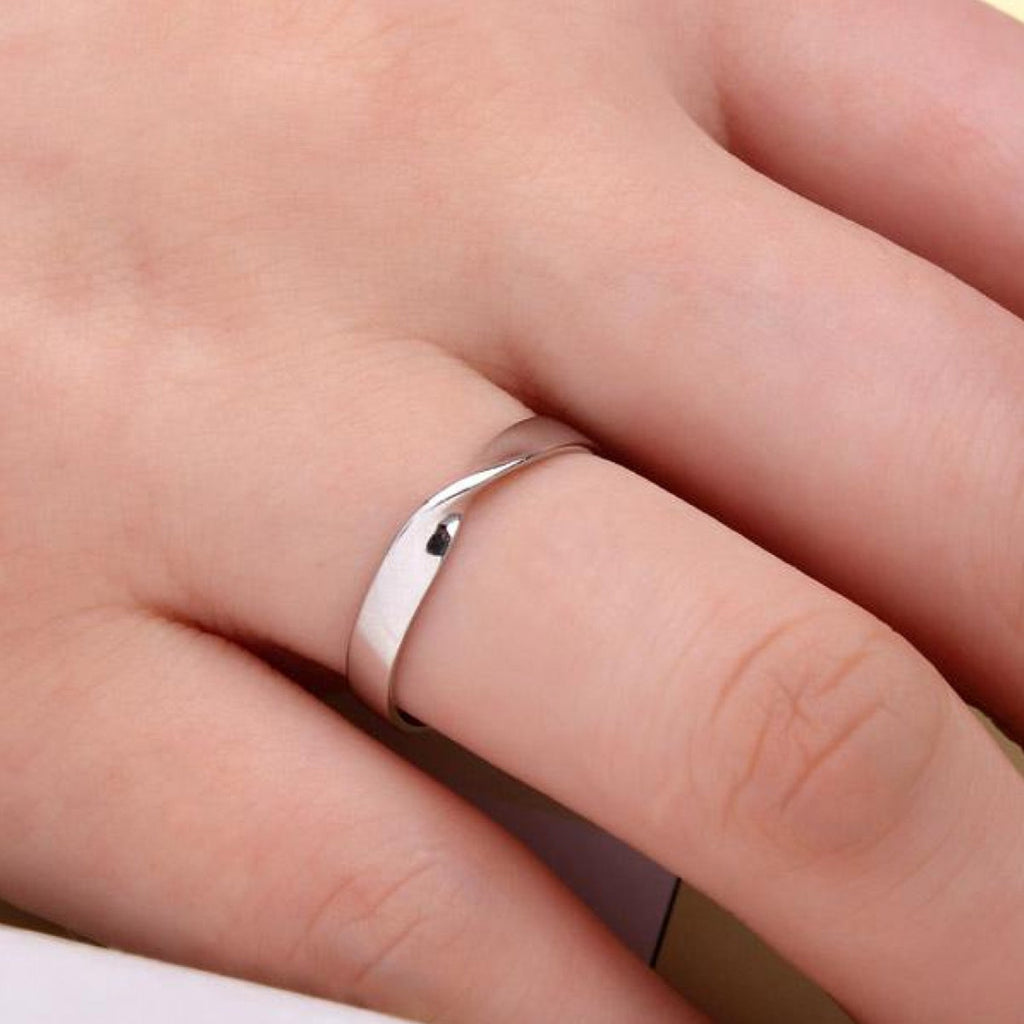 925 Sterlingsilber Minimalistischer Verdrehter Ring | Shop Nory
