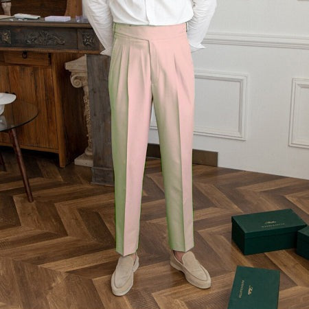 Classic: Stilvolle Hose mit Schnalle