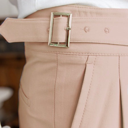 Classic: Stilvolle Hose mit Schnalle