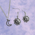 Himmlisches Silber Schmuck Set - Mond & Sonne Halskette und Ohrringe | Shop Nory