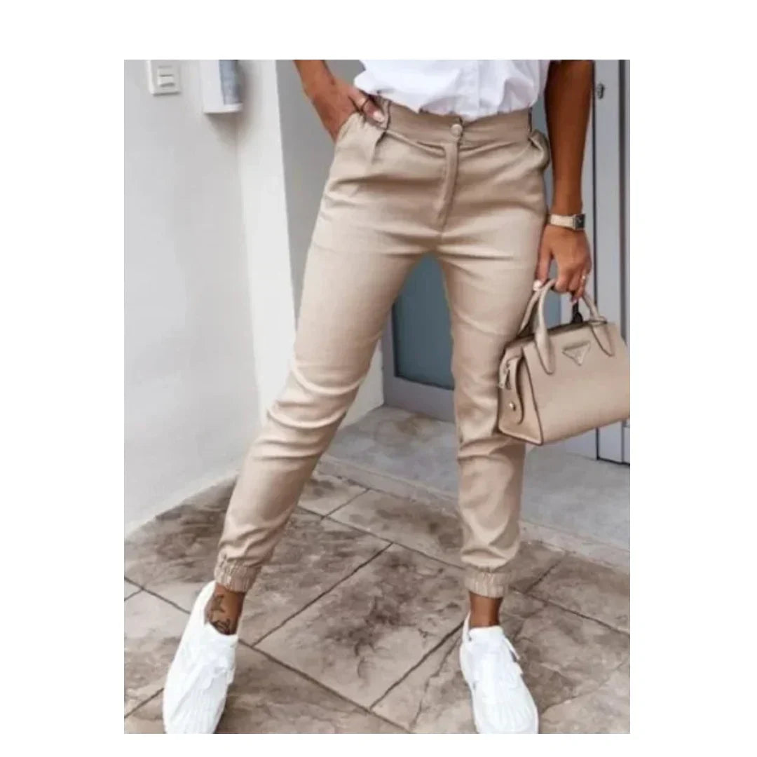 Stylische Chino