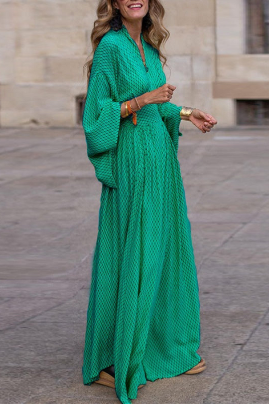 Elegantes Maxikleid mit Glockenärmeln
