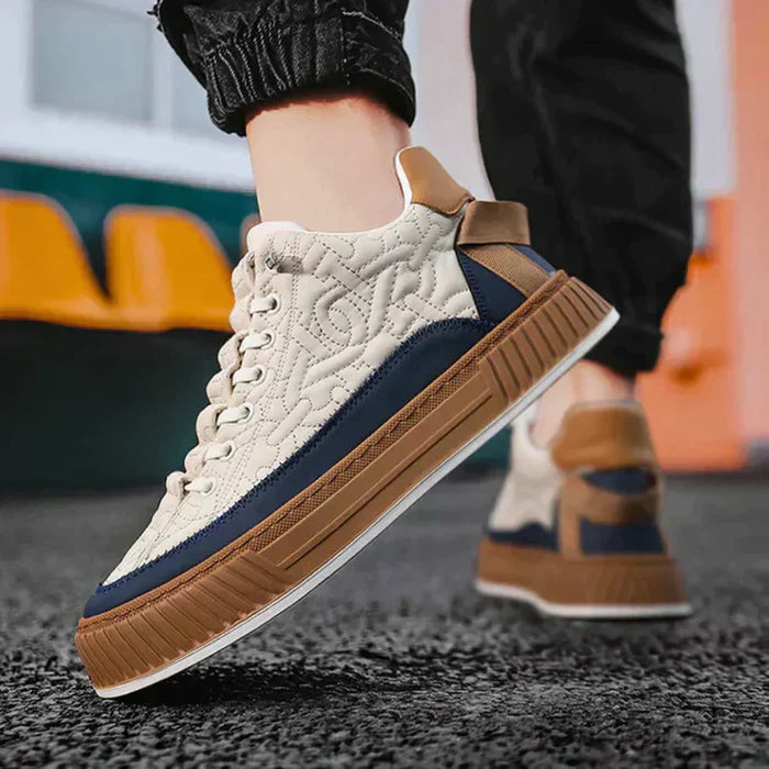 Straßenkleidung Turnschuhe