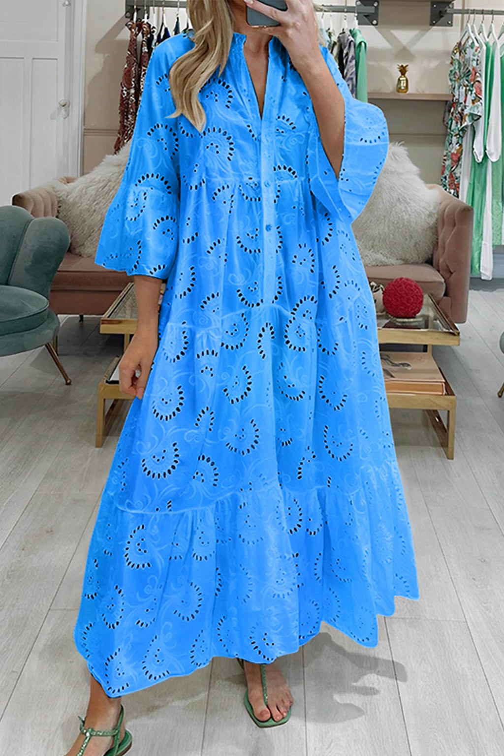 Leichtes Sommerkleid für Frauen