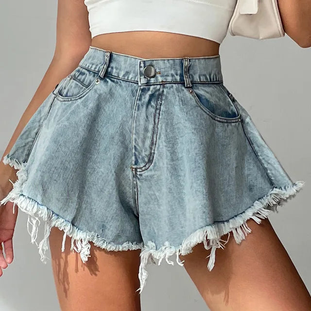 Jeansshorts mit Distressed-Saum für Damen