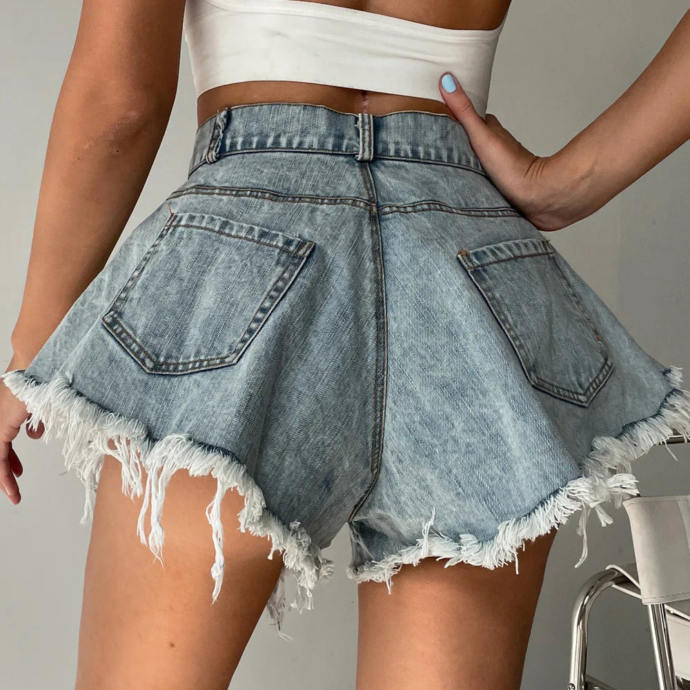 Jeansshorts mit Distressed-Saum für Damen
