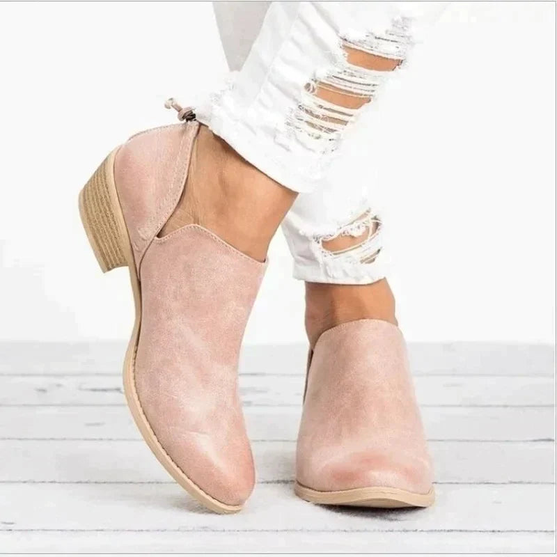 Modische Stiefelette