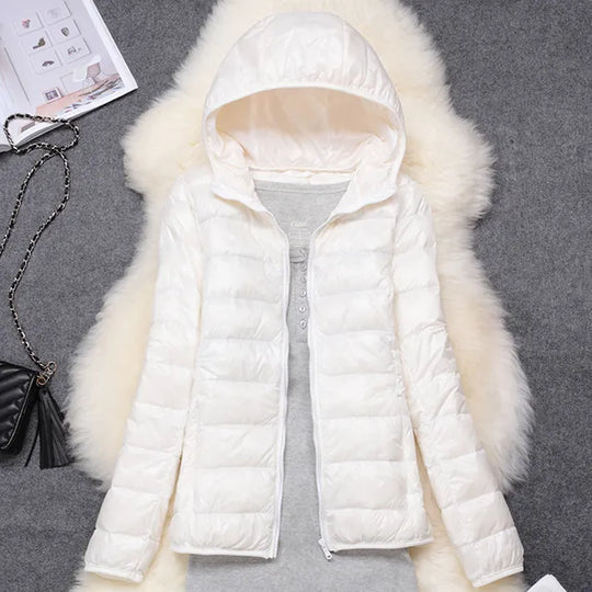 Leichte und praktische Daunenjacke für Frauen