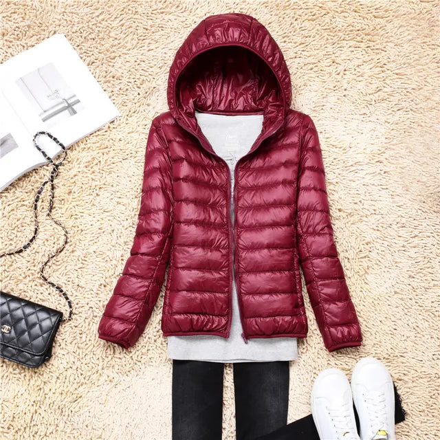 Leichte und praktische Daunenjacke für Frauen