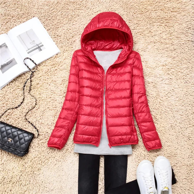 Leichte und praktische Daunenjacke für Frauen