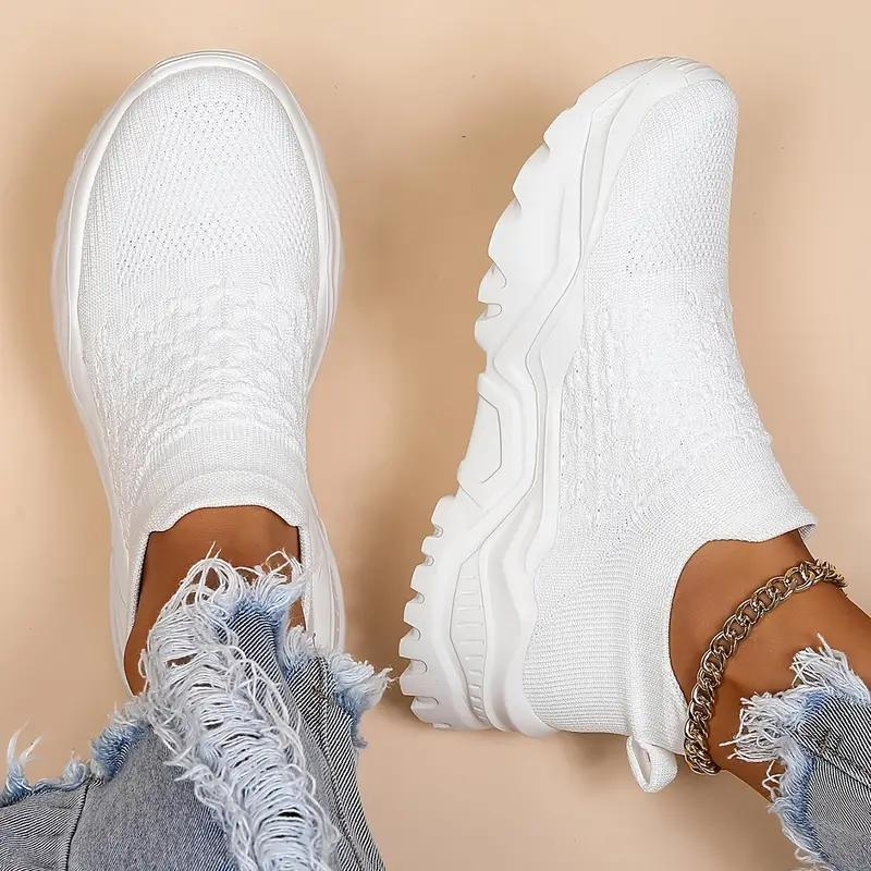 Orthopedic sneaker for women