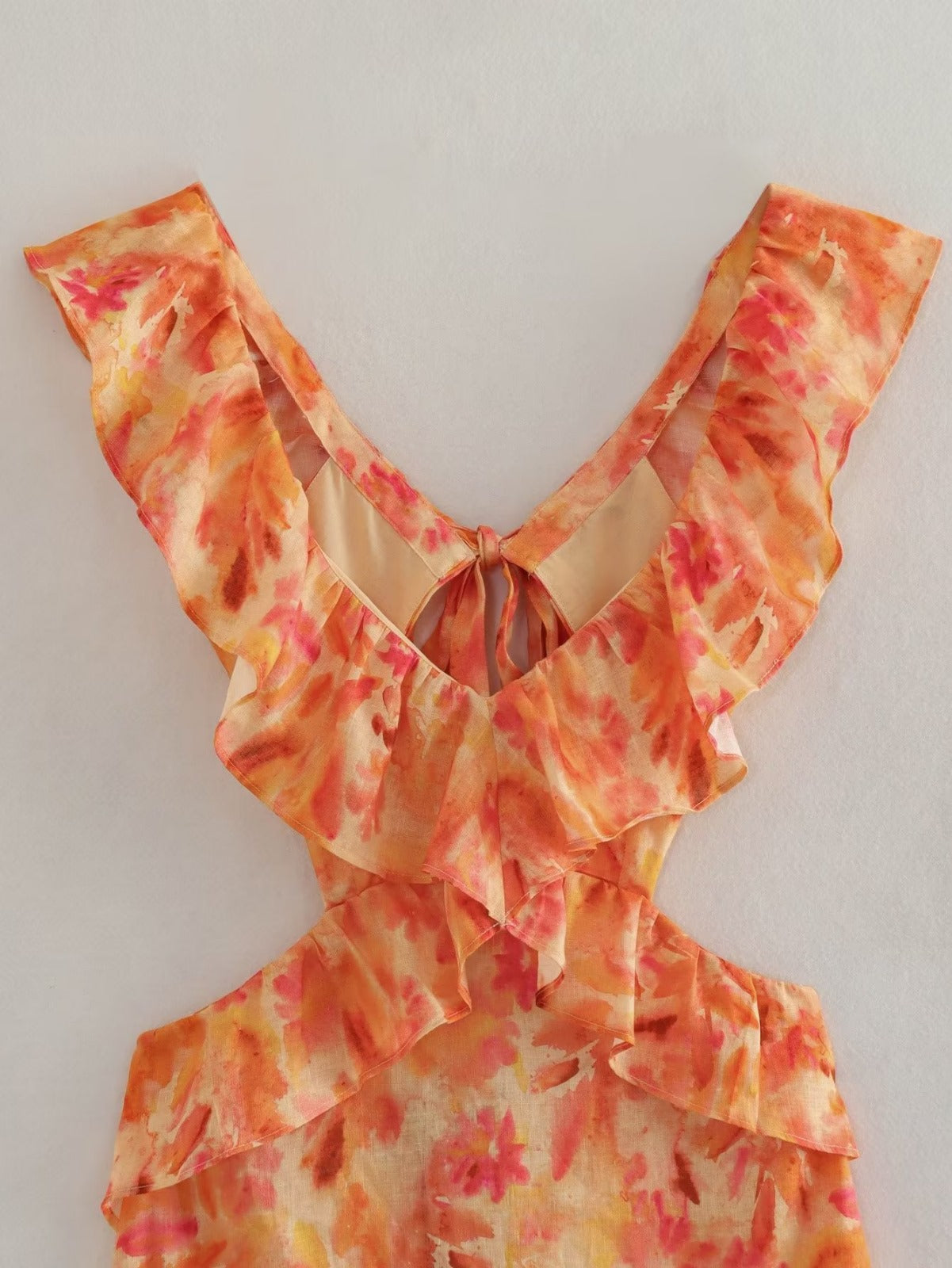 Bedrucktes Kleid mit Rüschen