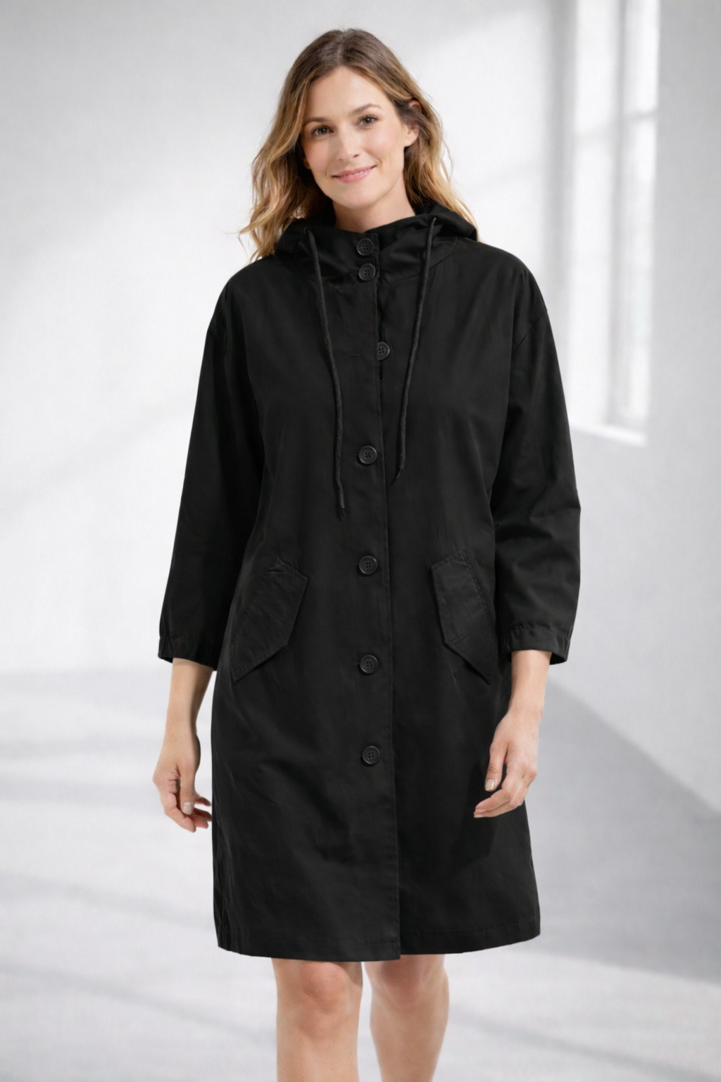 Damen Kapuzenjacke in mittlerer Länge