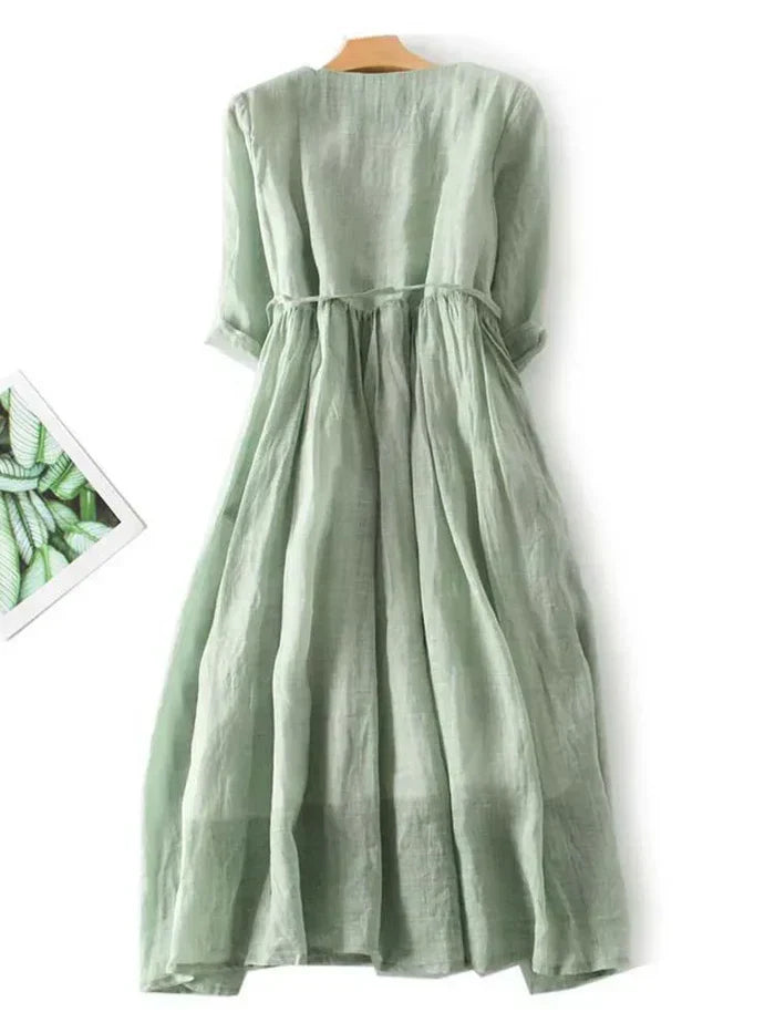 Elegantes Leinenkleid