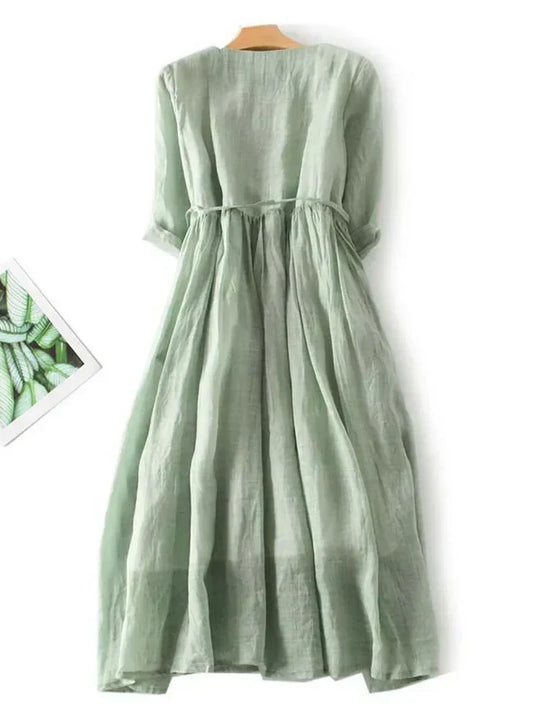 Elegantes Leinenkleid