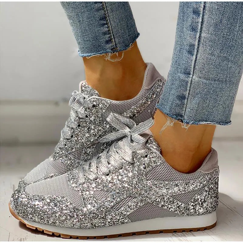 Sportschuhe mit Pailletten In Glitzer