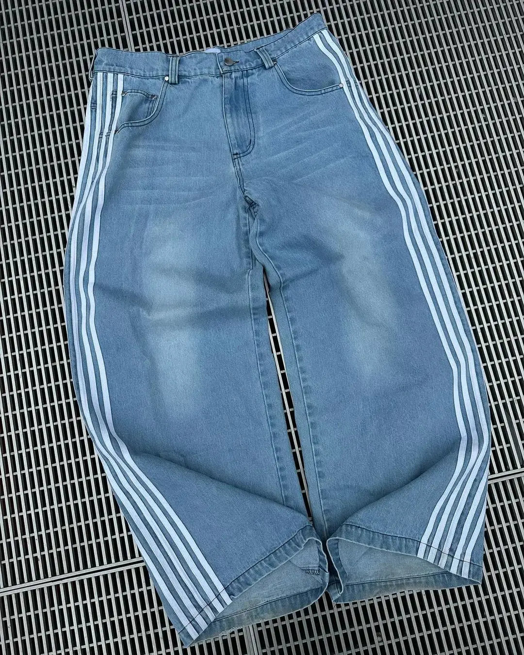 Baggy-Jeans mit hoher Taille