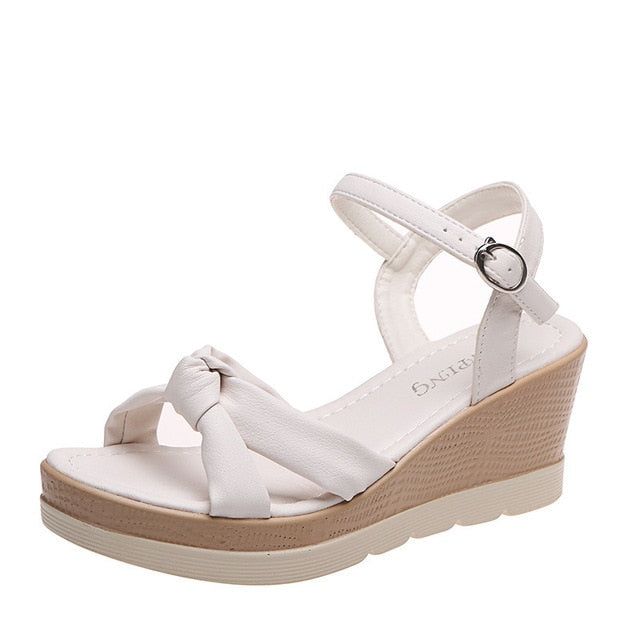 Orthopädische Sandalen für Frauen