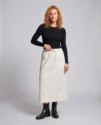Damen Kurz geschnittener Feinstrick-Cardigan mit langen Zierbändern Shop Nory
