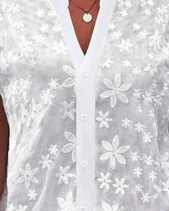 Kurzärmlige Blumenbluse mit V-Ausschnitt