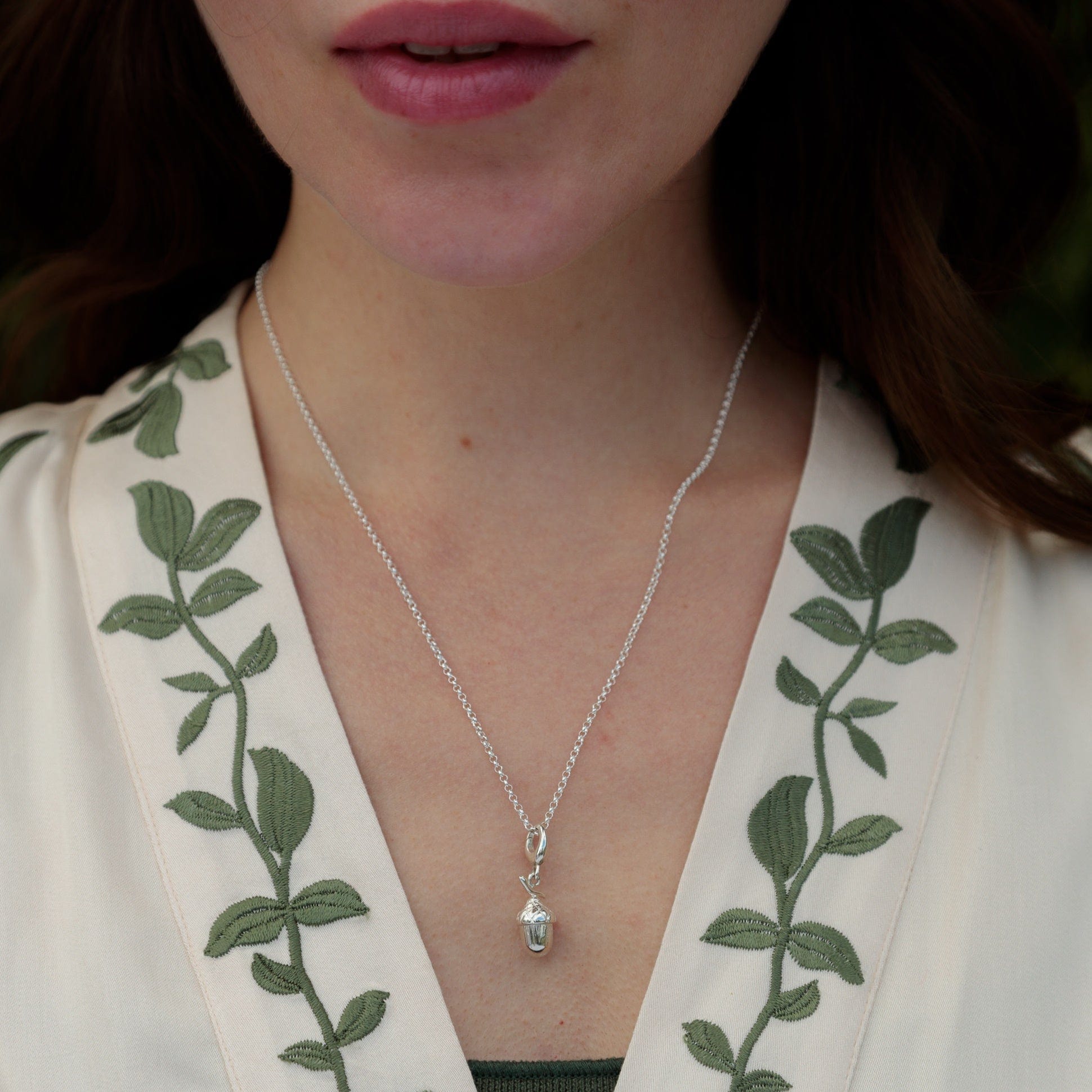 Silber Eichel Charm Halskette | Shop Nory